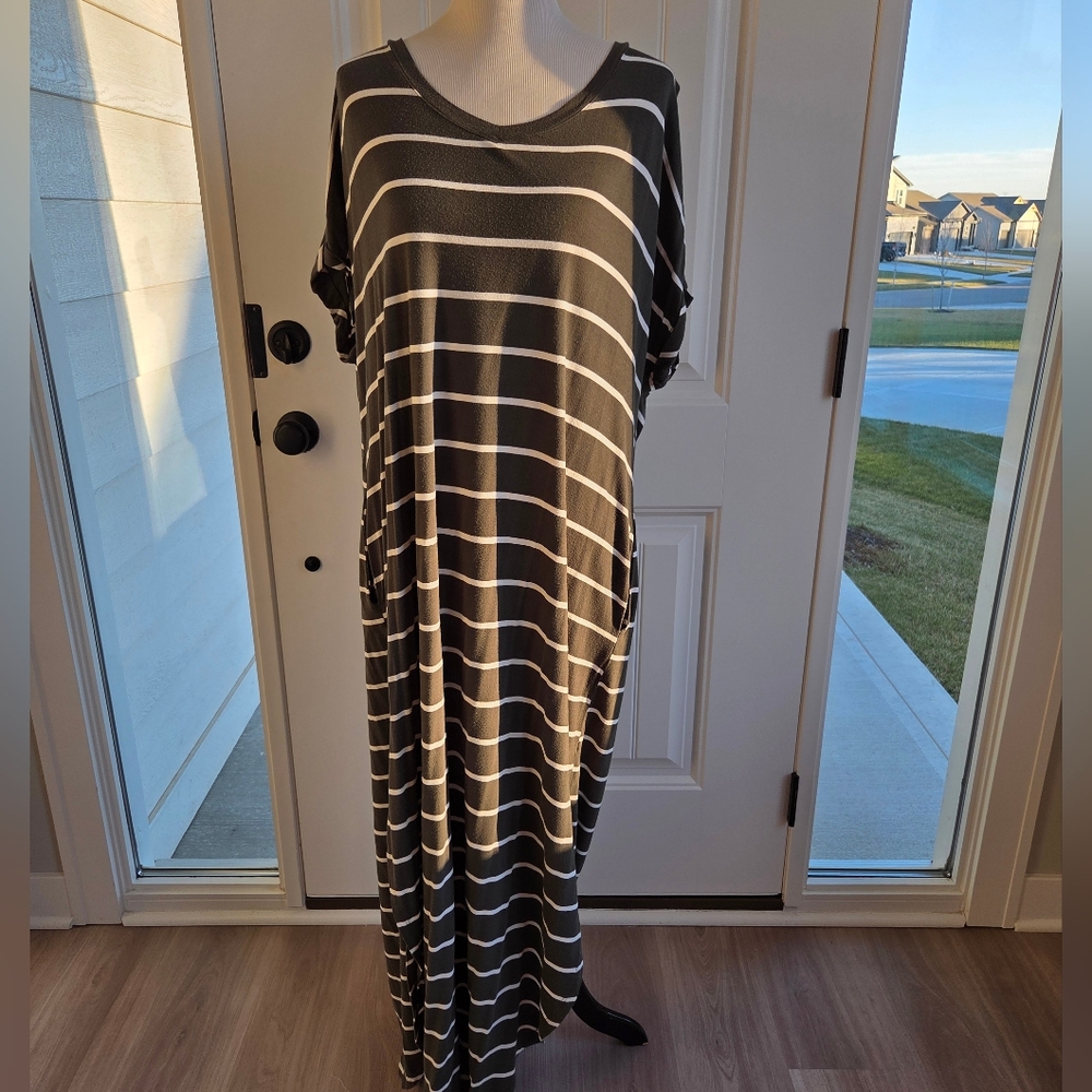 Rae Mode Women's Green & WHITE Striped Maxi Dress